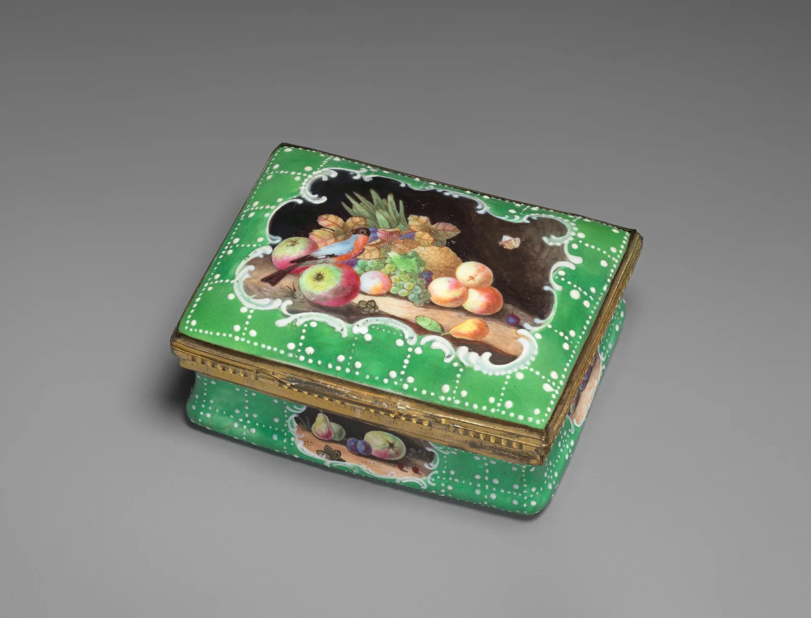 Snuffbox with still life