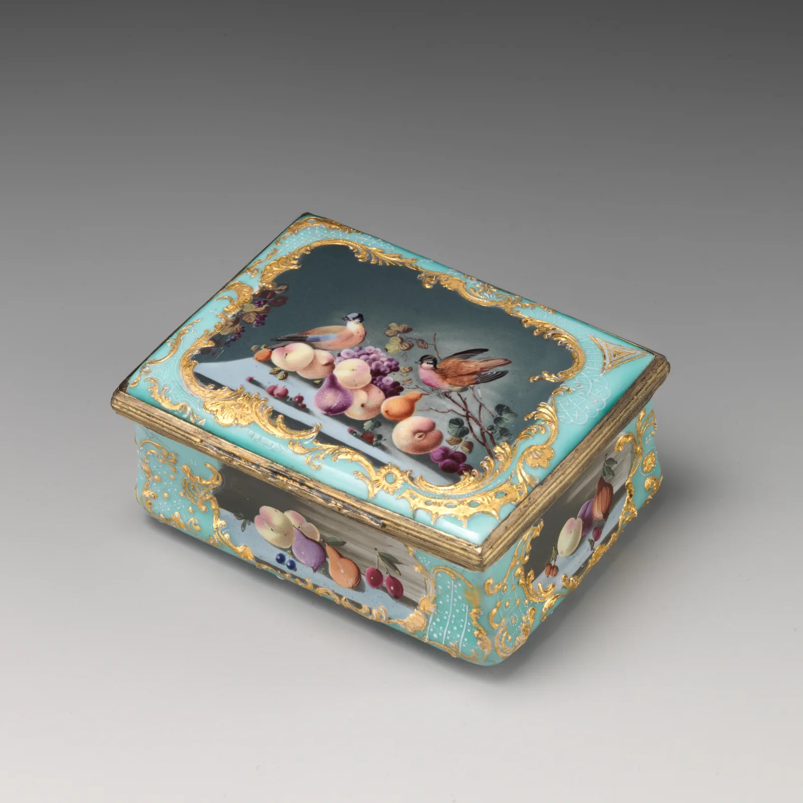 Snuffbox with still life