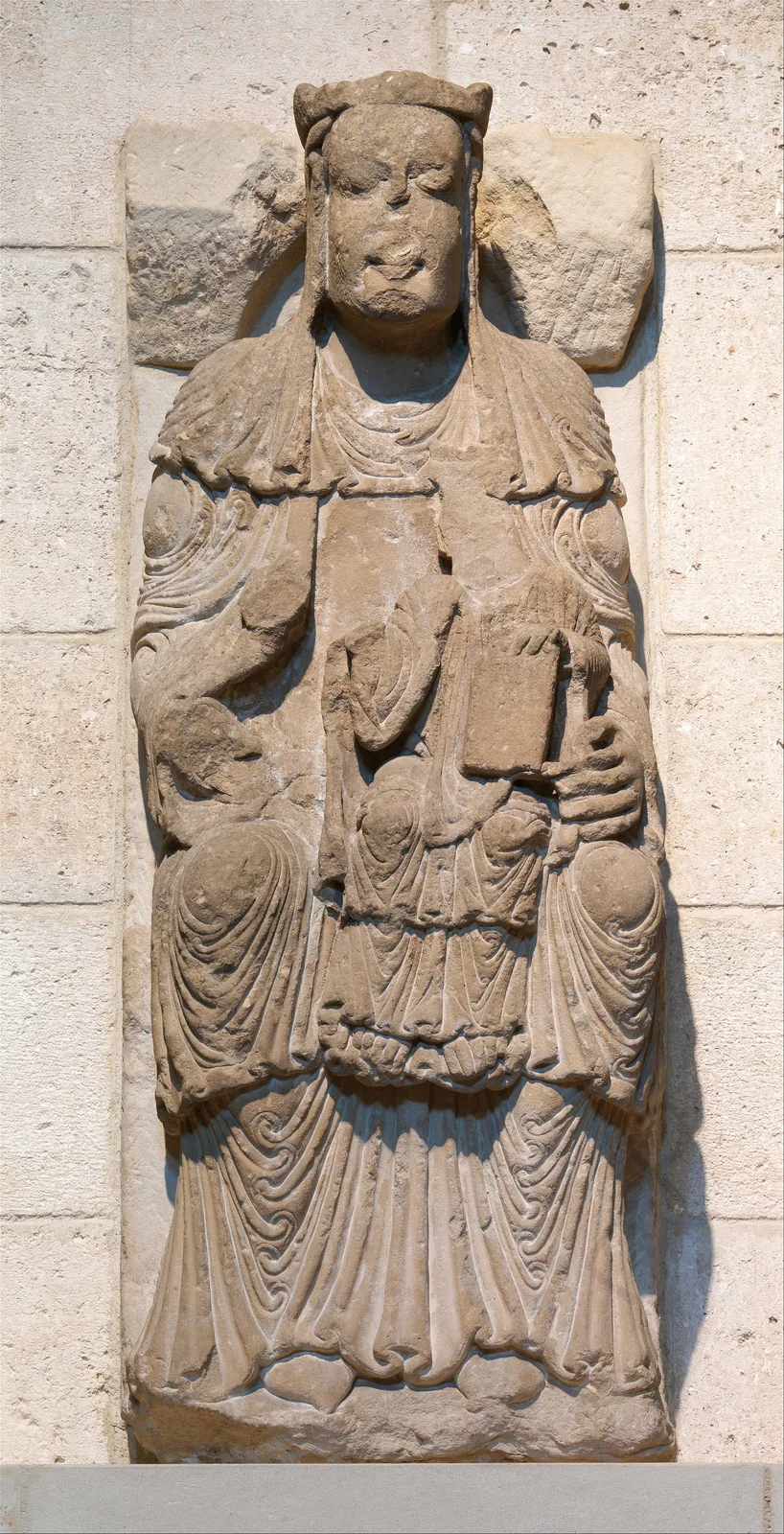 Virgin and Child (from an group with the Adoration of the Magi)